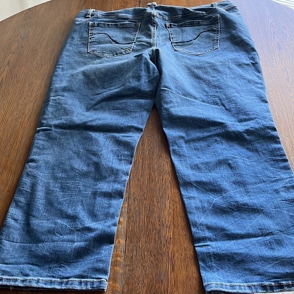 Lane Bryant Genius Fit distressed crop jeans size 18 - Picture 3 of 16